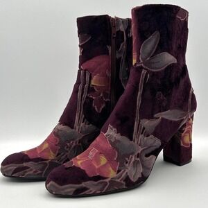 Steve Madden floral velvet ankle boots block heel size 8.5